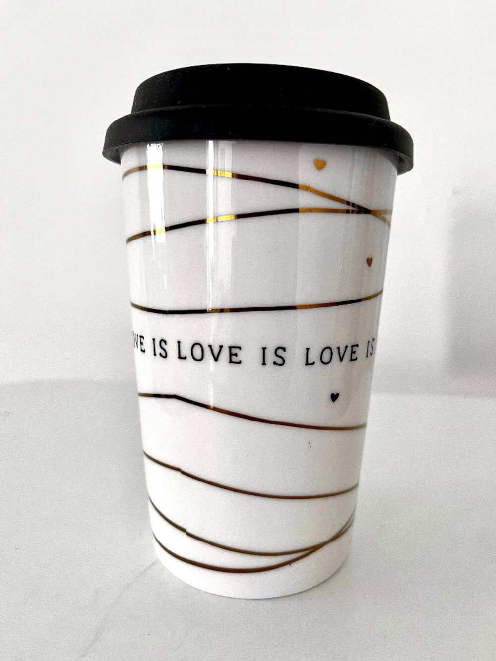 Ceramic travel mug Love is Love 15 oz with silicone lid